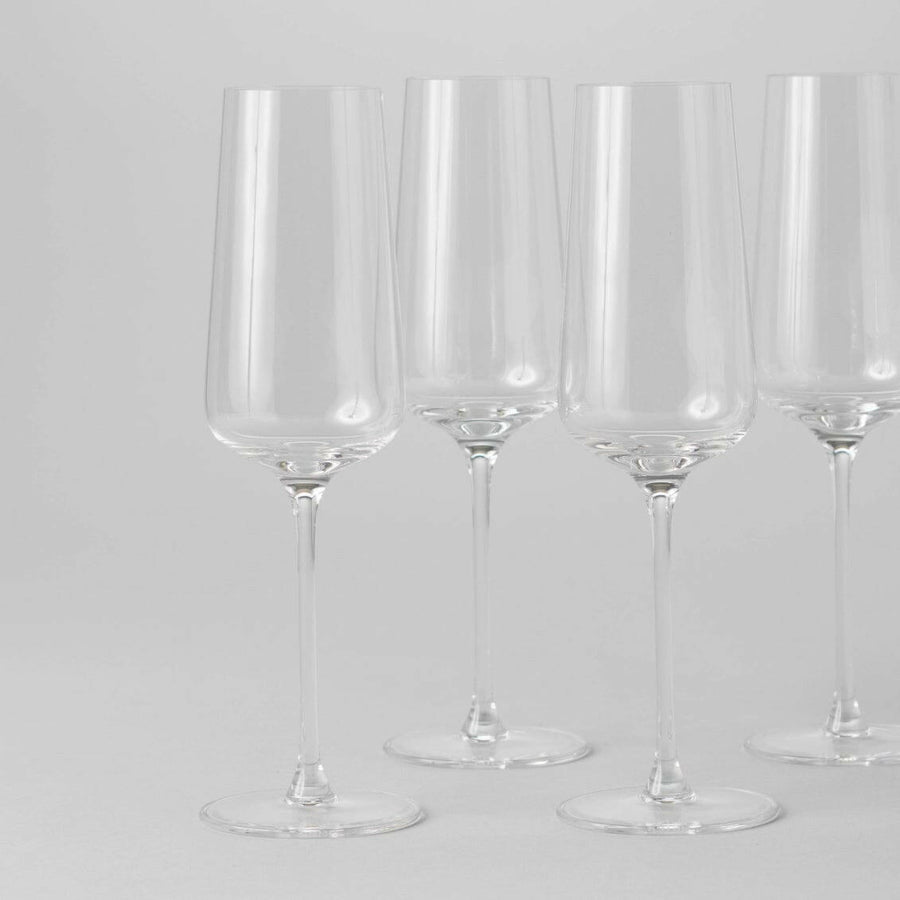Elegant flute glasses perfect for sophisticated dining and special occasions, enhancing your table setting with style.
