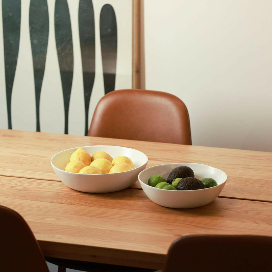 Elegant serving bowls showcasing exquisite design and craftsmanship, perfect for formal dining settings and sophisticated presentations.