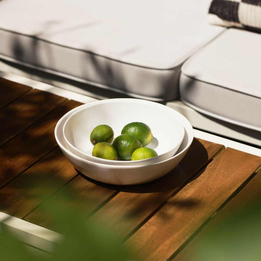 Elegant serving bowls showcasing exquisite design and craftsmanship, perfect for formal dining settings and sophisticated presentations.