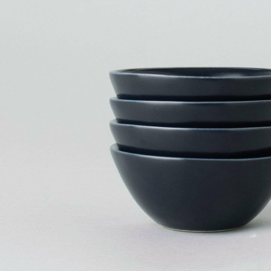 Elegant serving platter showcasing exquisite craftsmanship, perfect for formal dining and sophisticated presentations.