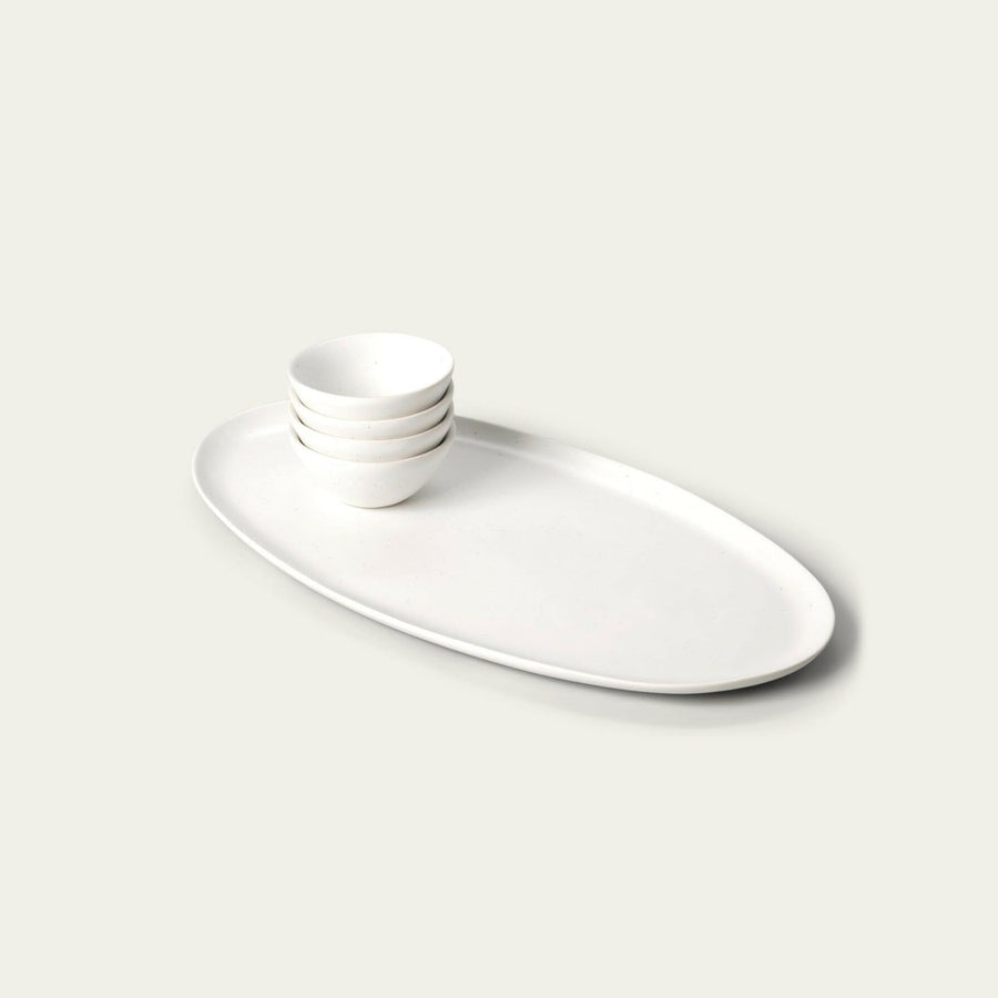 Elegant serving platter showcasing exquisite craftsmanship, perfect for formal dining and sophisticated presentations.