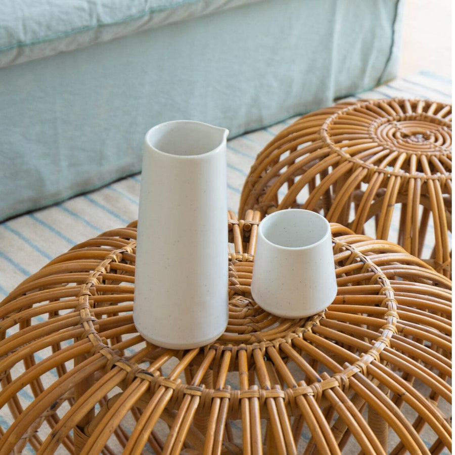 Elegant glass carafe showcasing refined craftsmanship and sophisticated design, perfect for stylish beverage presentation.